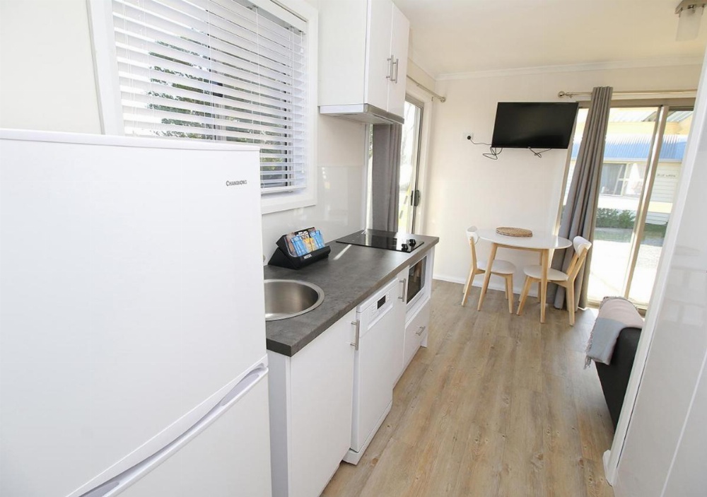 Room image 5