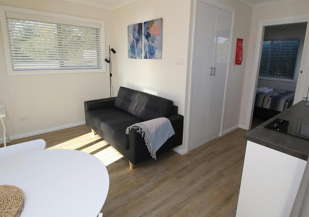 Room image 3